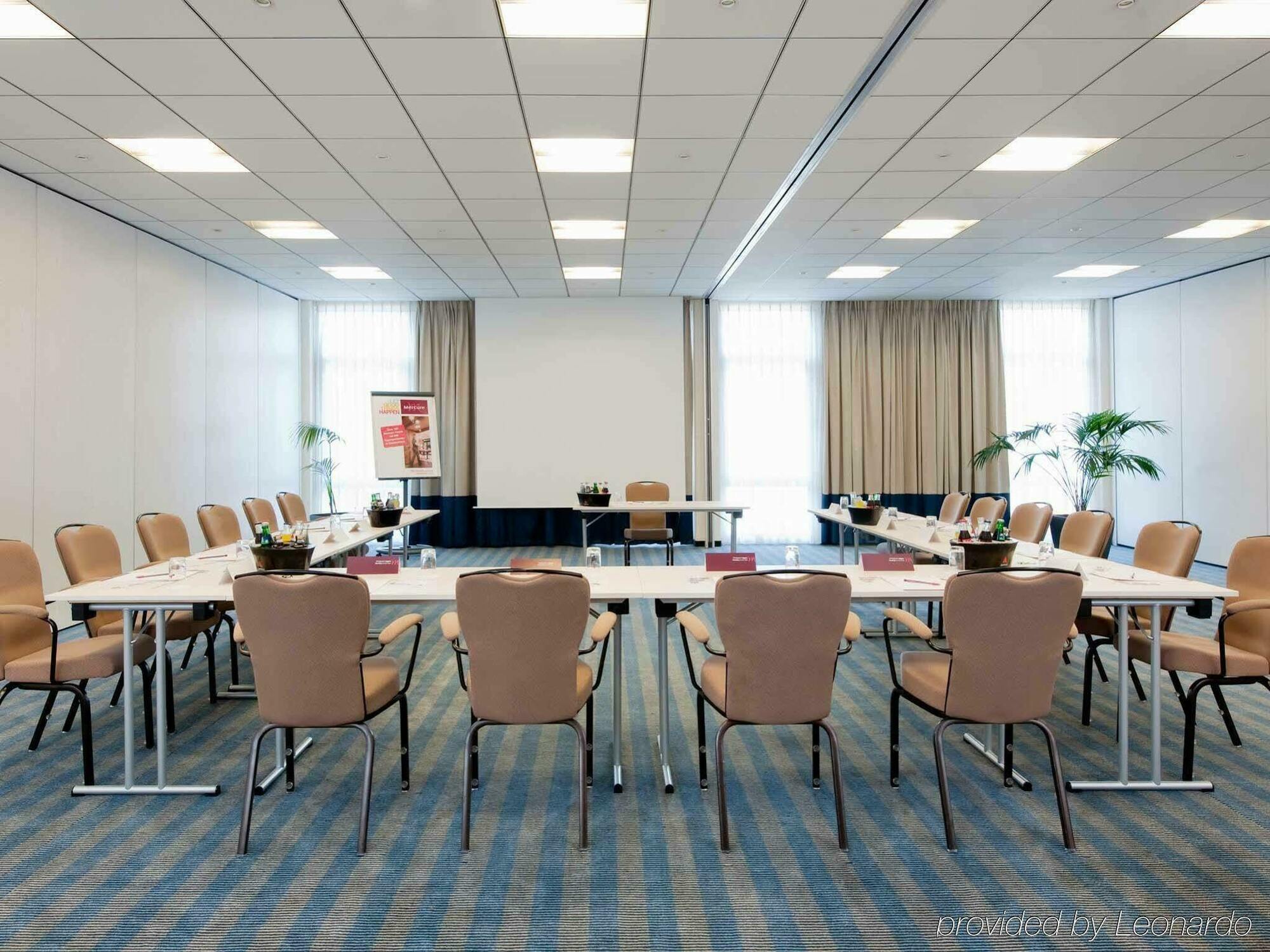 Hotel Mercure Europaplatz 4*