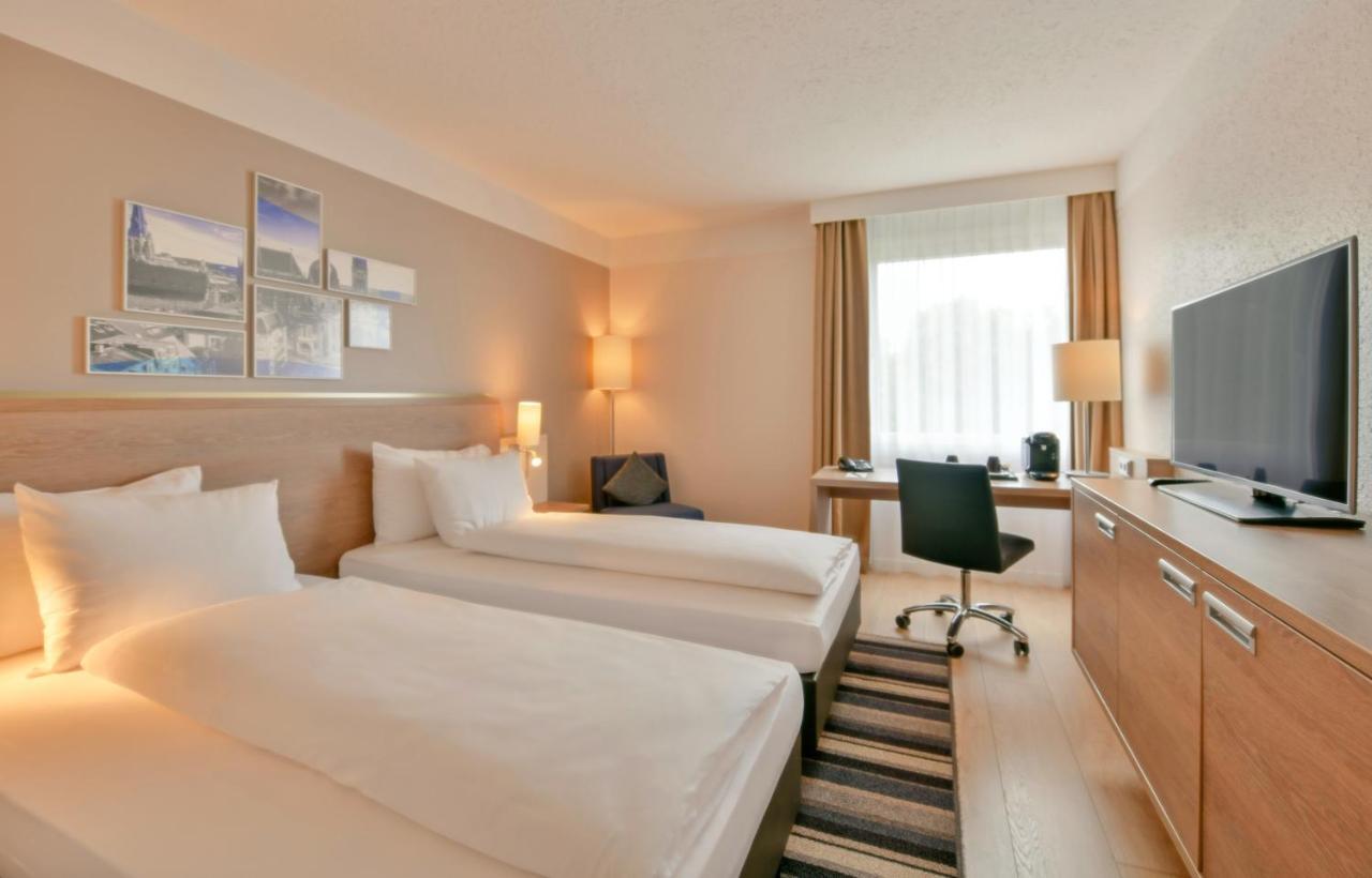 Mercure Europaplatz 4*